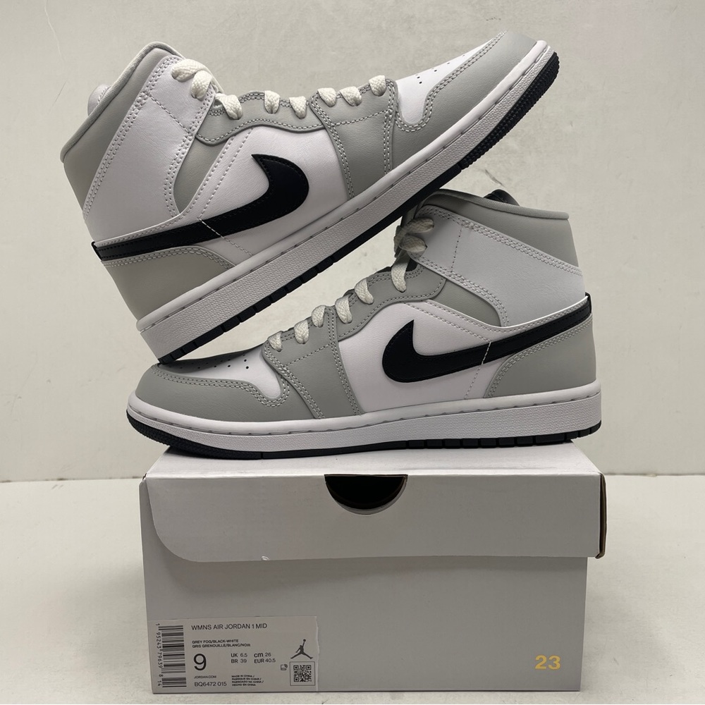 Nike Air Jordan 1 Retro Mid WMNS “Grey Fog” 2022 - Picture 3 of 4